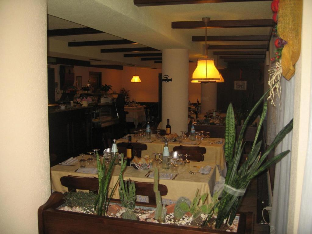 Affittacamere Lago Rotondo メッツァーナ エクステリア 写真