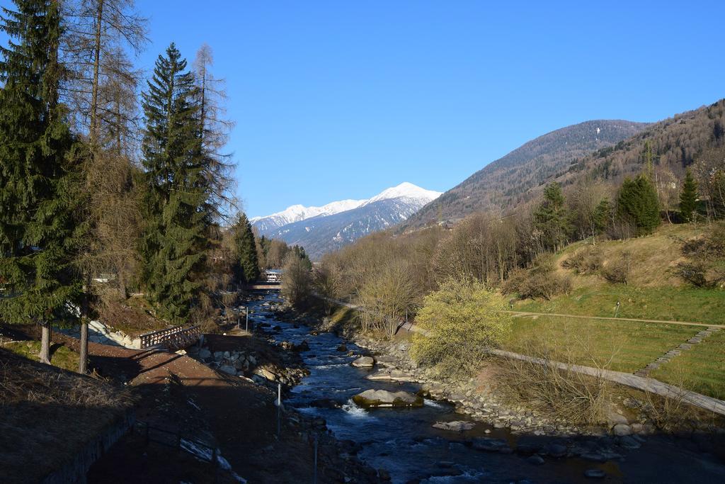 Affittacamere Lago Rotondo メッツァーナ エクステリア 写真